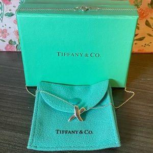 Tiffany & Co. Paloma Picasso Vintage Sterling Silver Graffiti X pendant necklace